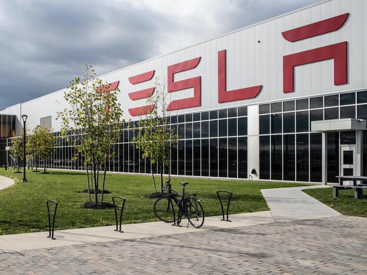 Costerà oltre $1 mld la nuova fabbrica Tesla in Texas