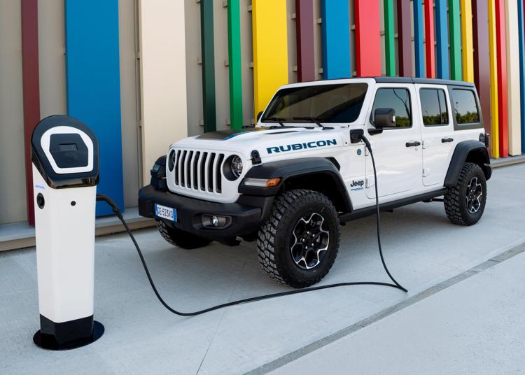 Jeep rilancia vendite online con le promozioni della Web Week