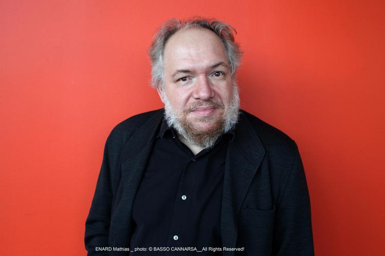 Sarà lo scrittore francese Mathias Enard il protagonista del festival Dedica 2022