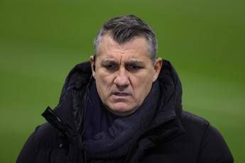 Bobo TV, Vieri goes to Serie A with Totti.  And Adani still stings