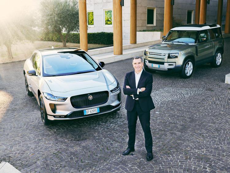 Evolve la struttura organizzativa in Jaguar Land Rover Italia