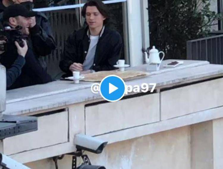 Tom Holland e Francesco Totti insieme a Roma - Video