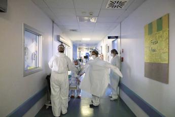 Infettivologo Baldanti, ‘con il freddo il virus tornerà a circolare’