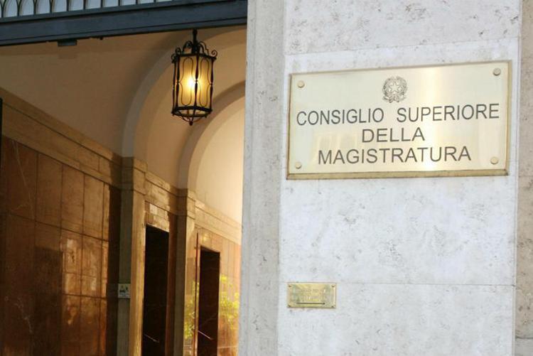 Procura Milano, commissione Csm si divide su nomina: in corsa Viola, Romanelli e Amato