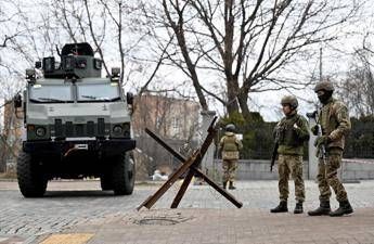 Ukraine, Kiev prepares war anniversary Russia: measures