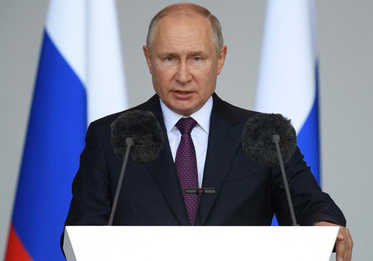 Guerra Ucraina-Russia, esce articolo su vittoria Putin. E sparisce
