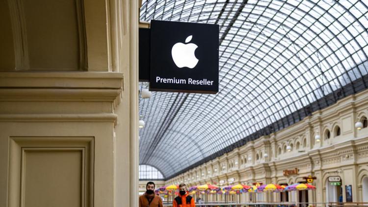 Apple in Russia: stop alla vendita di iPhone, Mac e iPad, servizi limitati