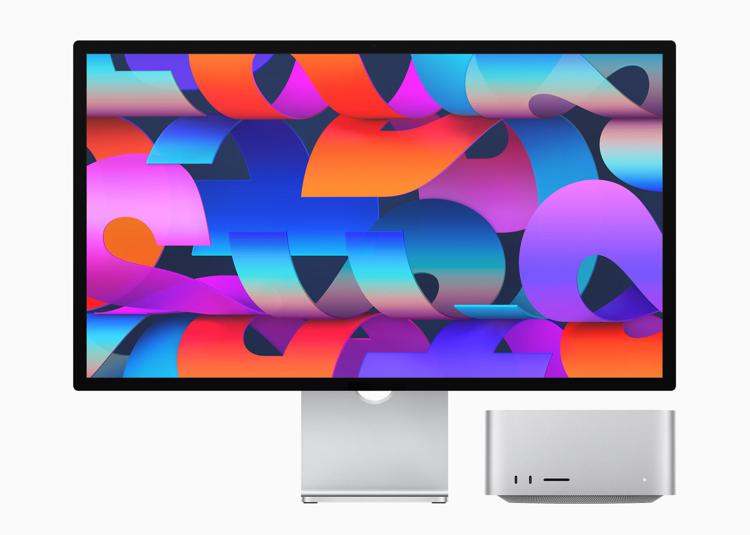Apple rivela iPhone SE 5G, iPad Air 5, nuovi monitor e computer Mac Studio con M1 Ultra