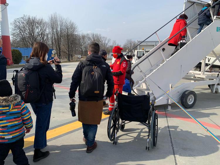 Ucraina, Piemonte: in salvo altri 9 piccoli pazienti, conclusa seconda missione umanitaria