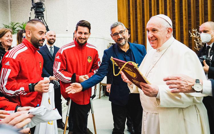 La Roma Calcio Amputati in udienza da Papa Francesco