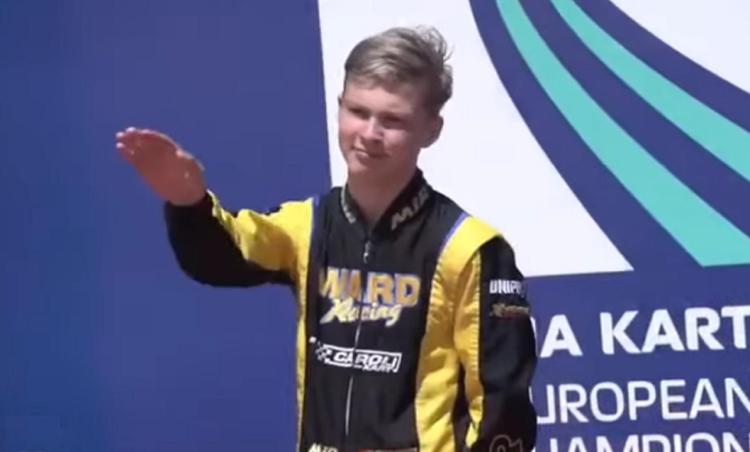 Pilota kart russo fa saluto nazista sul podio, inchiesta della Fia