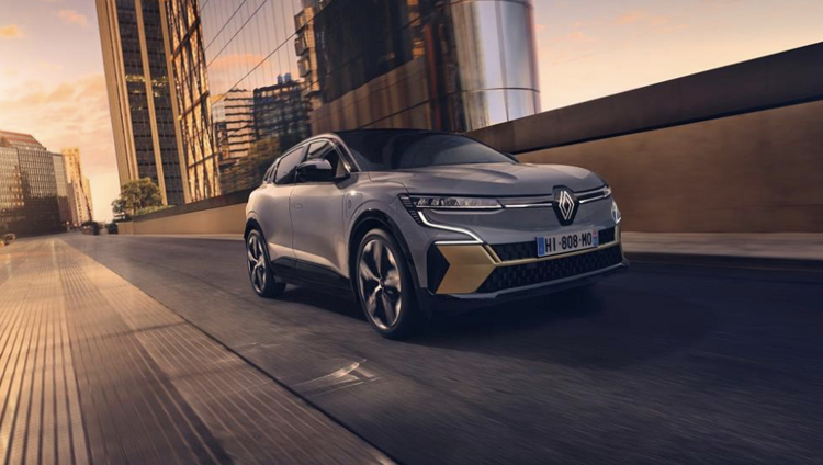 Renault presenta la sua nuova compatta Mégane E-TECH Eletric