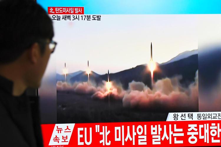 Questo è l'Inizio della Fine Nordcorea_missile_afp