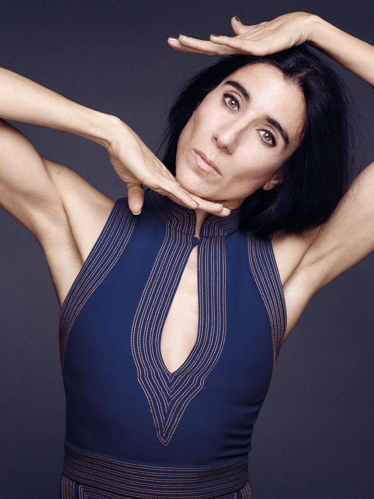 Le Bal de Paris di Blanca Li con costumi Chanel debutta al Festival dei Due Mondi di Spoleto il 24 giugno. Le Bal de Paris di Blanca Li con costumi Chanel debutta al Festival dei Due Mondi di Spoleto il 24 giugno.