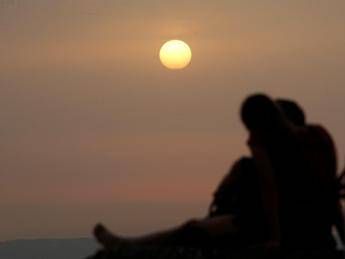 Sex and young people, for one in 3 it is only virtual: alarm andrologists
