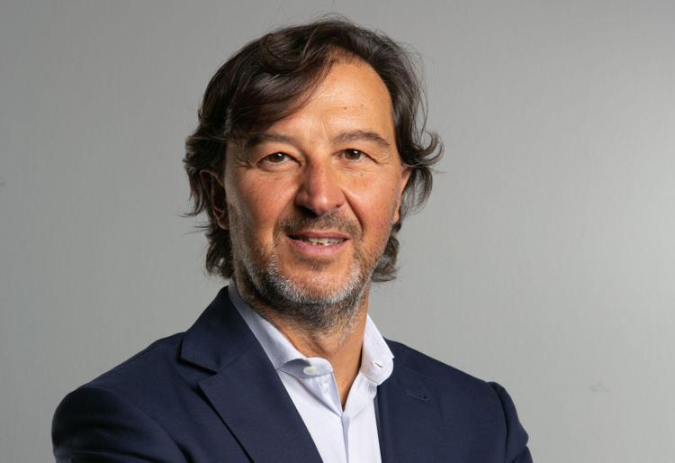 Valentino Confalone, Amministratore delegato di Novartis Italia