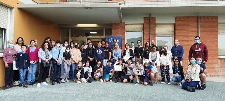 Studenti regalano ai loro prof donazione al centro Nemo Brescia