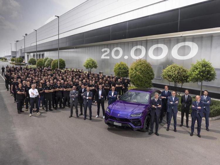 20.000 in 4 anni, Urus è la Lamborghini più prodotta nel minor tempo