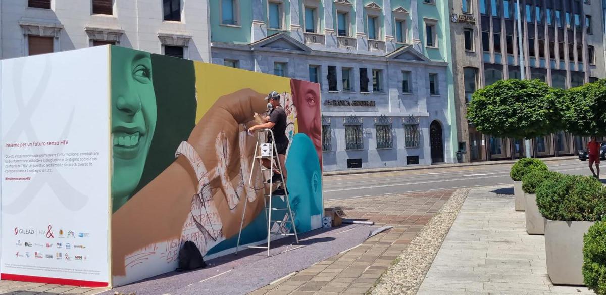 A Bergamo un murales contro lo stigma da Hiv
