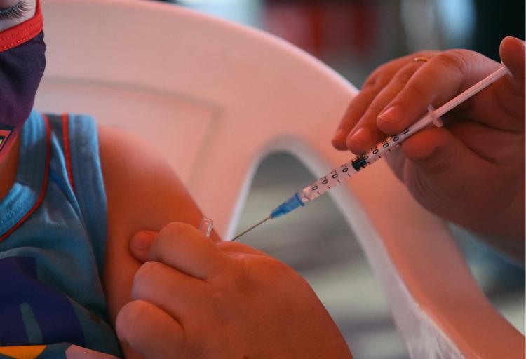 Vaccini, Regioni: 'monitoraggio continuo e incentivi per la prevenzione'