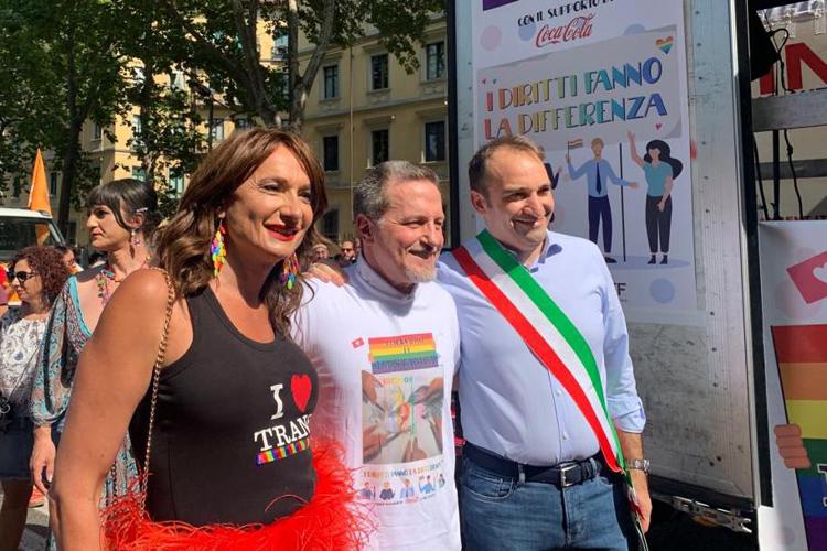 Torino Pride, al via sfilata con il motto: ''Queer e ora', migliaia in piazza