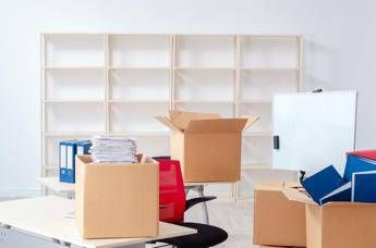 “Artificial Intelligence threatens office jobs,” the study