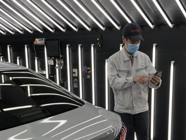 Toyota adotta il riconoscimento facciale per il controllo qualità veicolo