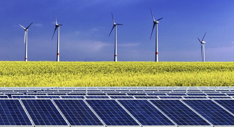 Rinnovabili in crescita: bene solare e idroelettrico, in calo eolico