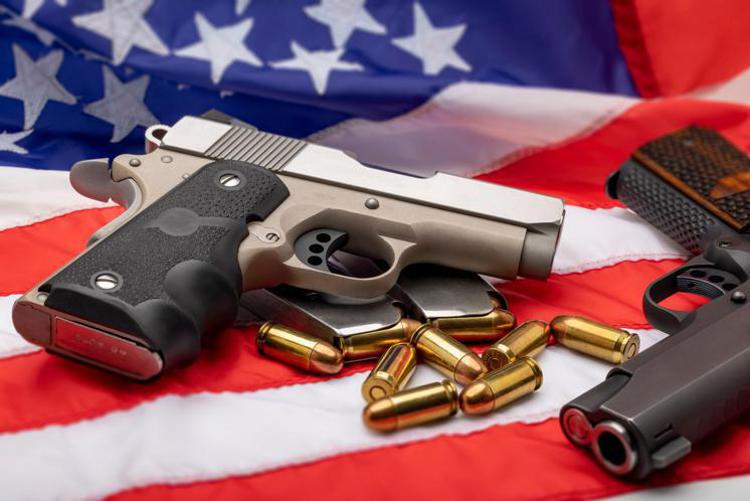 Armi in Usa, primo sì del Senato ad accordo bipartisan per leggi più severe