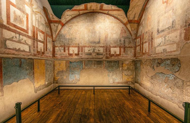 Gli affreschi della domus di età adrianea delle Terme di Caracalla (foto di Fabio Caricchia)