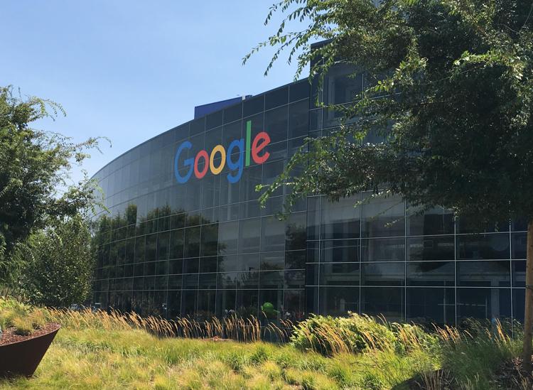Sentenza Corte Suprema USA, Google permetterà ai dipendenti di trasferirsi senza giustificazione