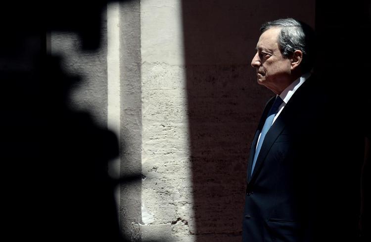 Le dimissioni di Draghi sulle prime pagine dei media stranieri