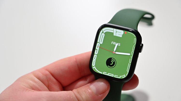 Apple Watch Pro, primo cambio di design dal 2018