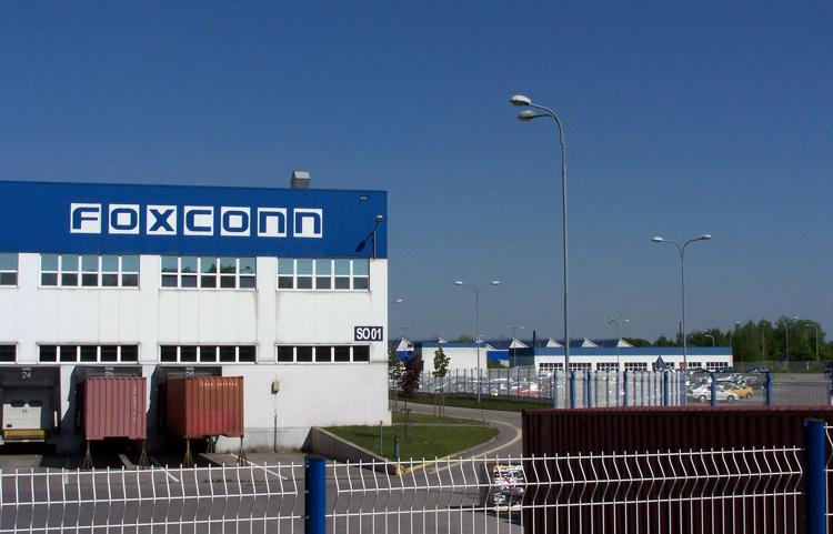 Foxconn, la fabbrica cinese di Apple di nuovo sotto lockdown