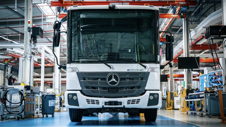 Электропривод в серийном производстве: Mercedes-Benz eEconic уже в производстве