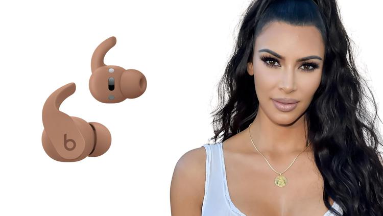 Apple collabora con Kim Kardashian per cuffie Beats in nuovi colori