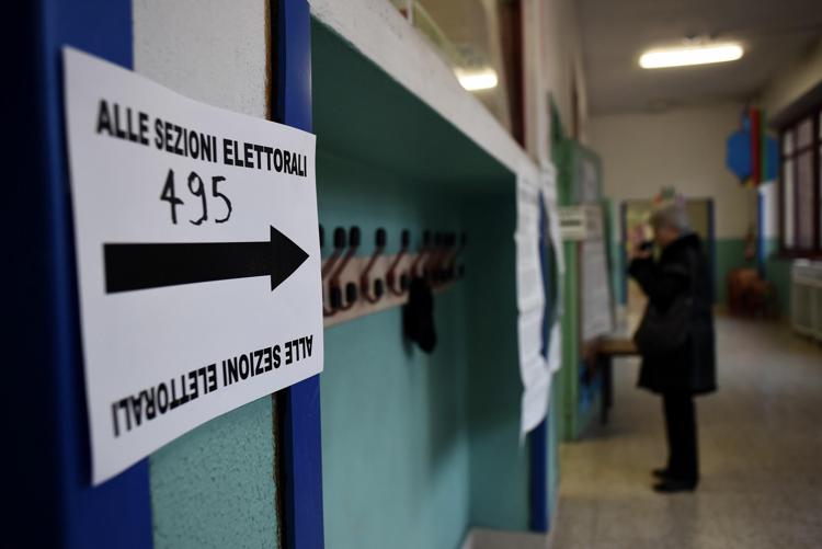 Elezioni 2022, sondaggio: Fratelli d'Italia stacca il Pd