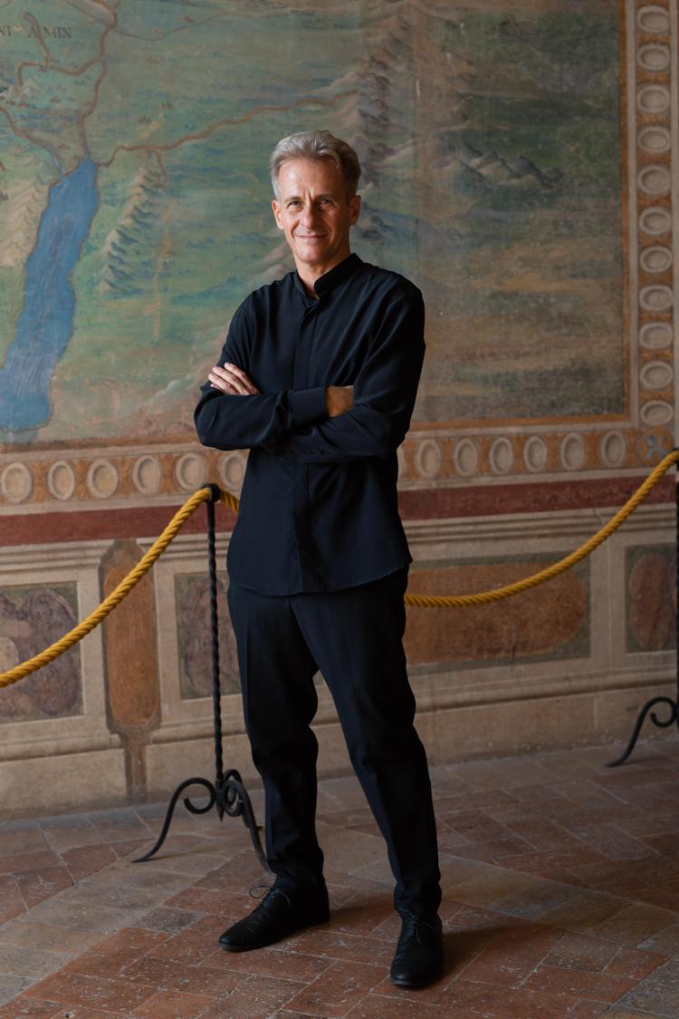 Andrea De Carlo, direttore artistico del Festival a Palazzo Farnese a Caprarola.