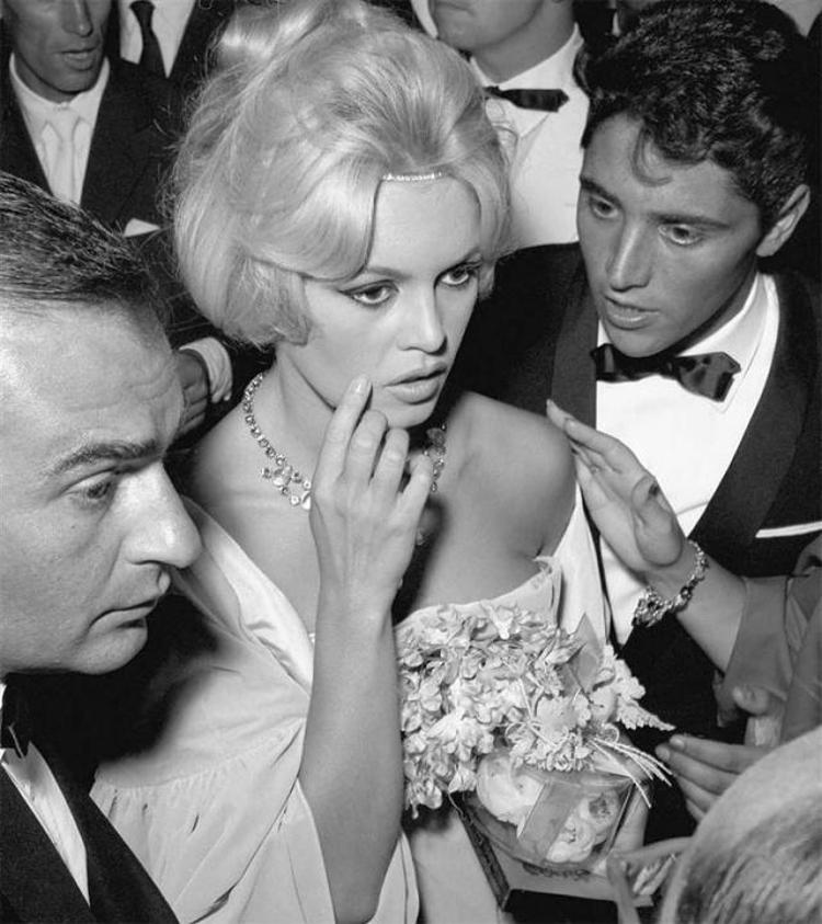 Un ritratto di Brigitte Bardot a Venezia nel 1958