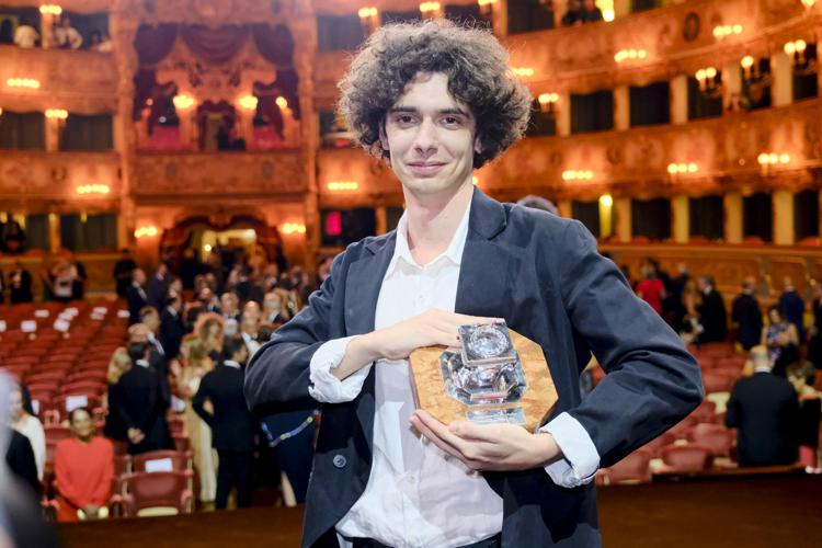 Il giovane vincitore del Campiello, 'Ho scritto un romanzo per battere la noia'