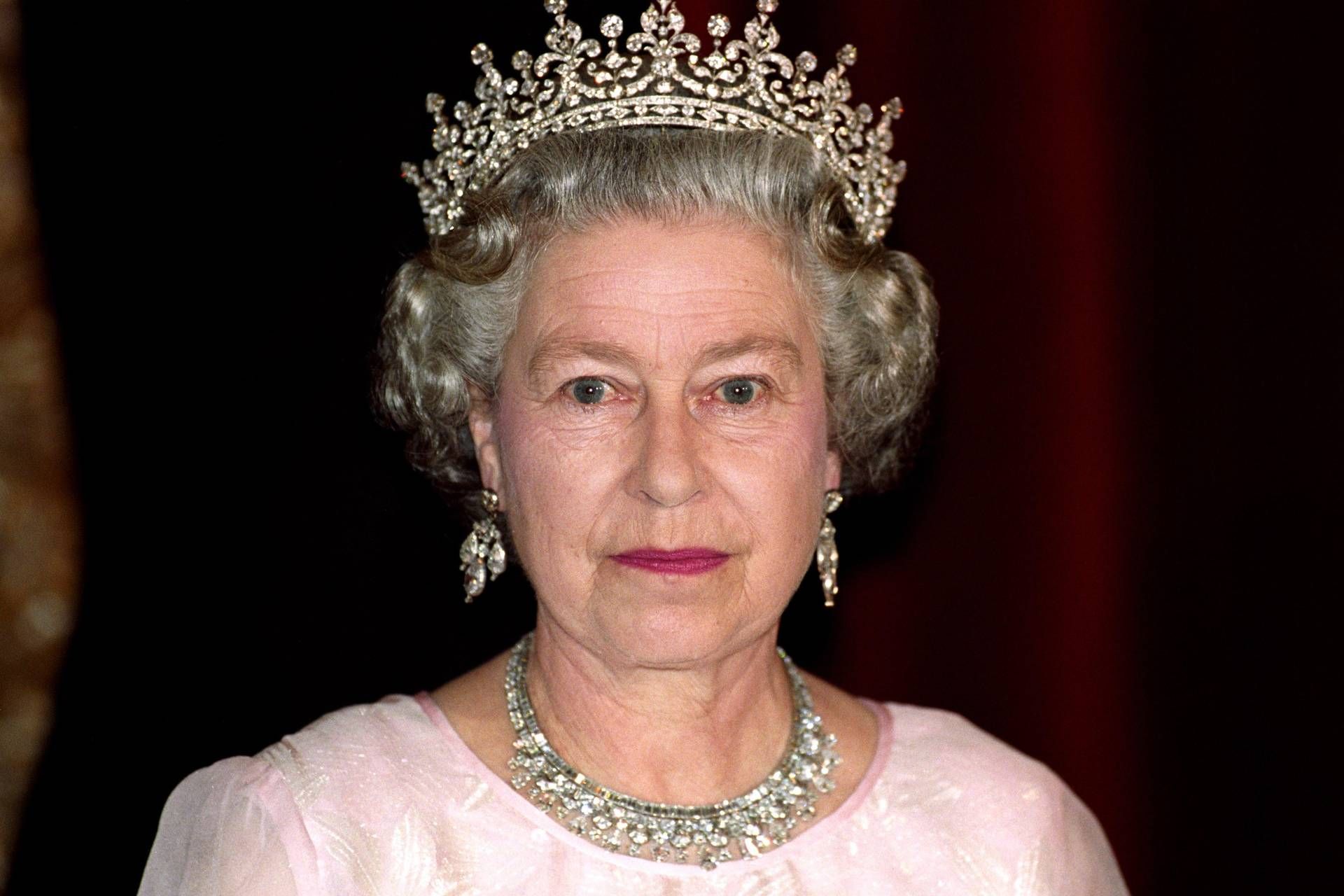 La Regina Elisabetta Ii è Di Religione Morta la Regina Elisabetta, ha regnato per 70 anni