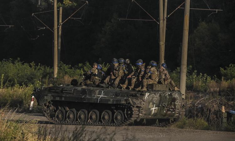 Ucraina, Kiev punta a Donbass e Crimea: la strategia