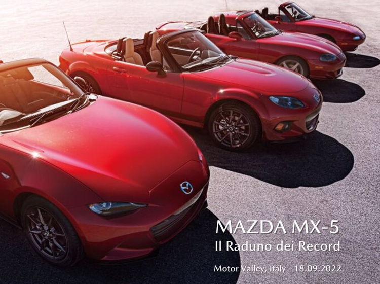 Mazda готовит максимальный рекорд, 900 MX-5 в Модене