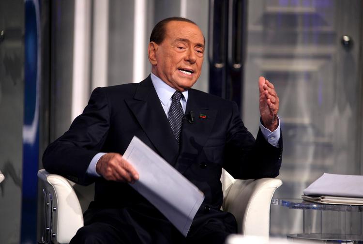 Berlusconi, le parole su Putin e Zelensky diventano un caso