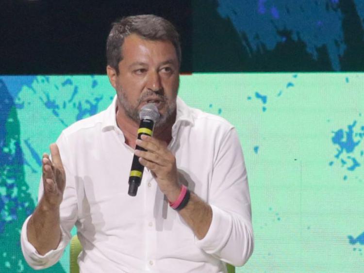 Elezioni, maratona Salvini social: show un po' Mentana e un po' Vespa