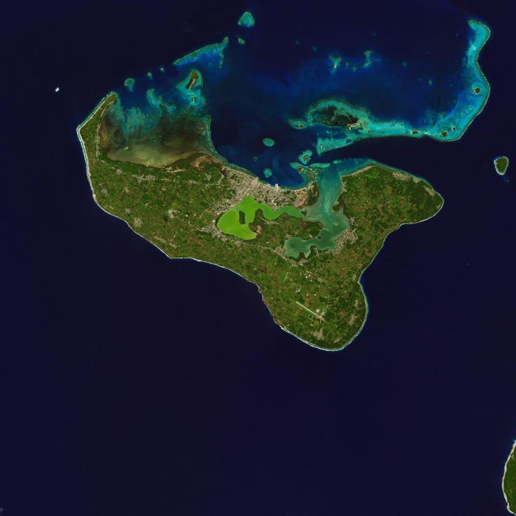 A Tonga compare una nuova isola
