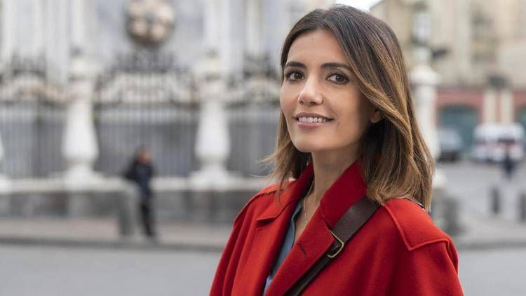 Serena Rossi nei panni di Mina Settembre