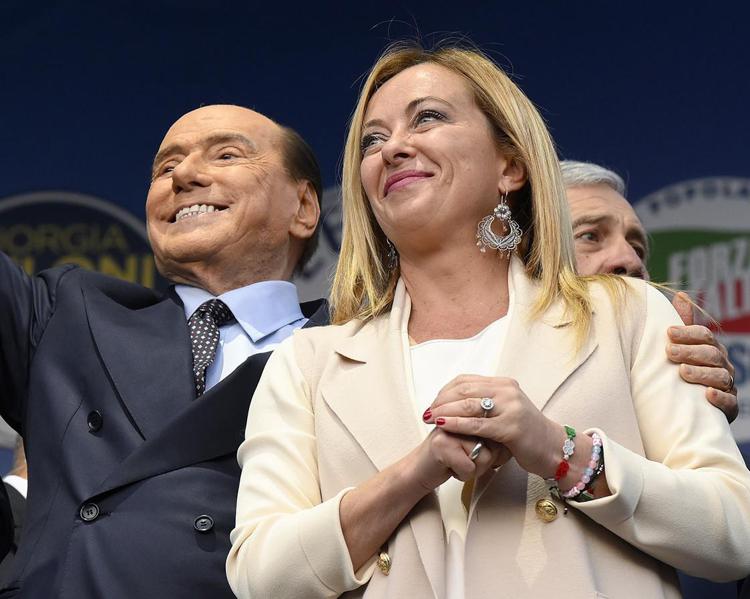 Governo Meloni, consultazioni: nessuna parola da Berlusconi al Quirinale