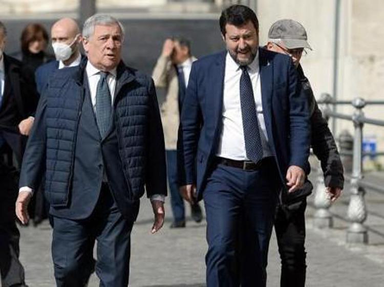 Governo, torna in campo ipotesi vicepremier Salvini-Tajani