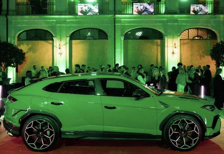 A Palazzo Torlonia il debutto della Lamborghini Urus